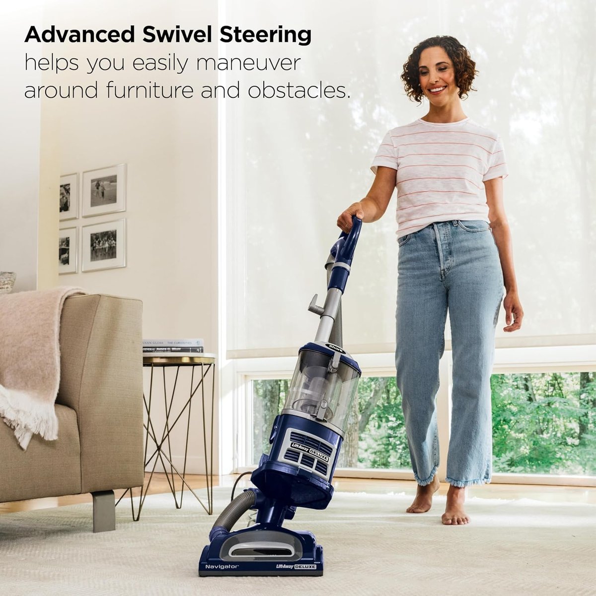 Shark Navigator Lift-Away Deluxe upright vacuum